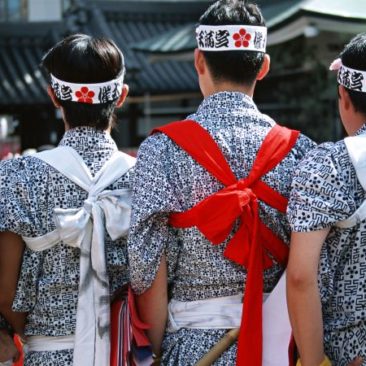 leistungen Ihrer Münchina Reise Tradition Japaner Menschen