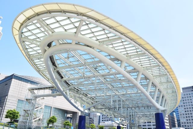 Futuristischer Bahnhof von Nagoya, der Hauptstadt von Aichi